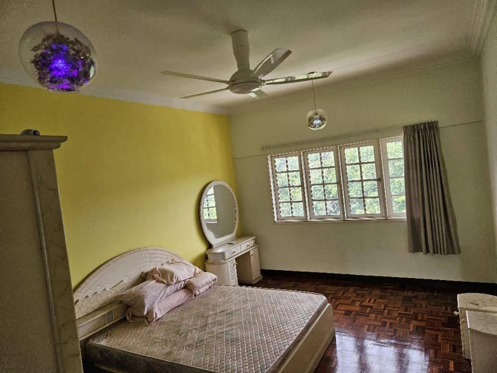 Selesa Hillhomes Living photo 8