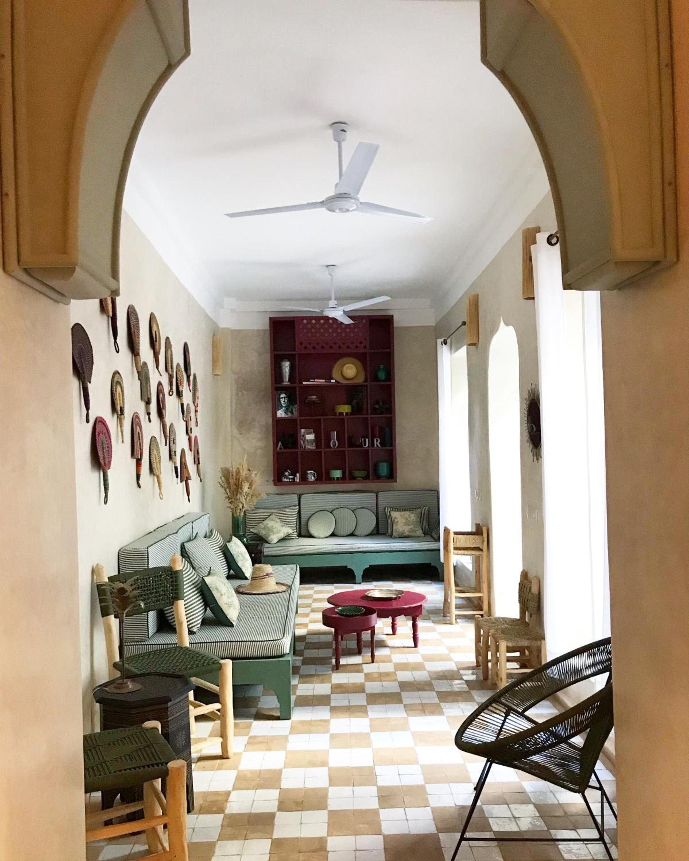 lounge