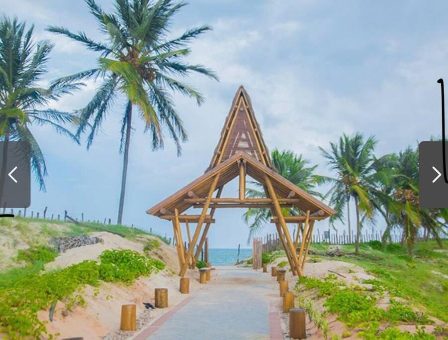 Paraíso beira mar condomínio 4 quartos Natal