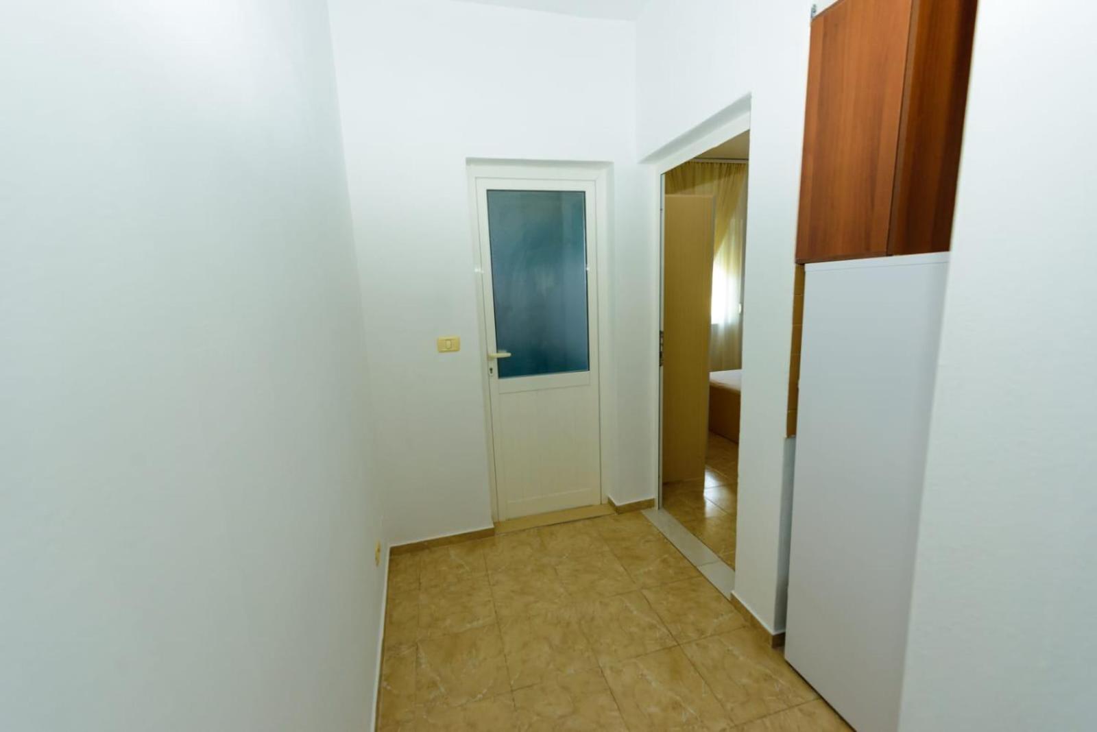 Vila Shyti