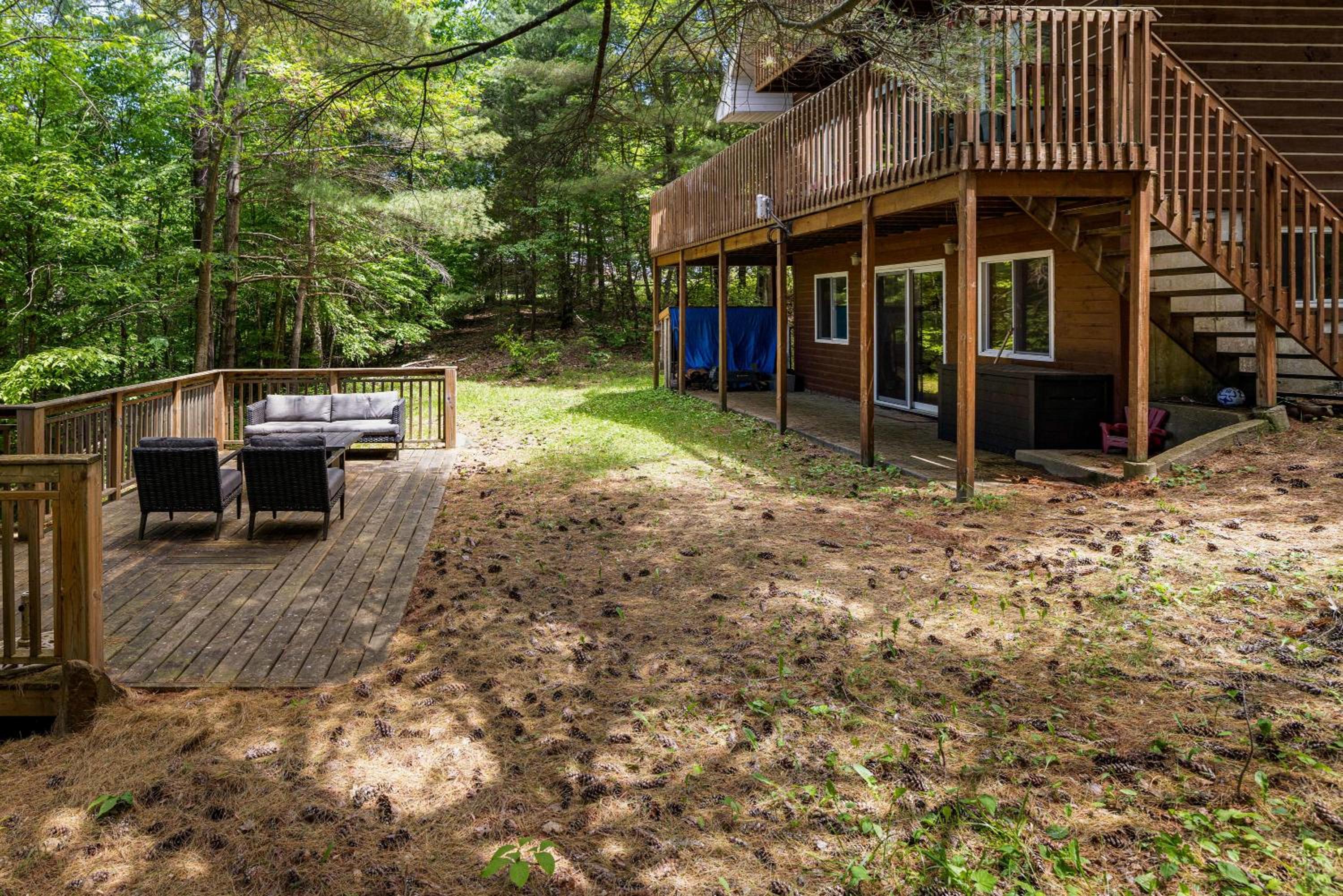 Secluded and beautiful wooded waterfront retreat