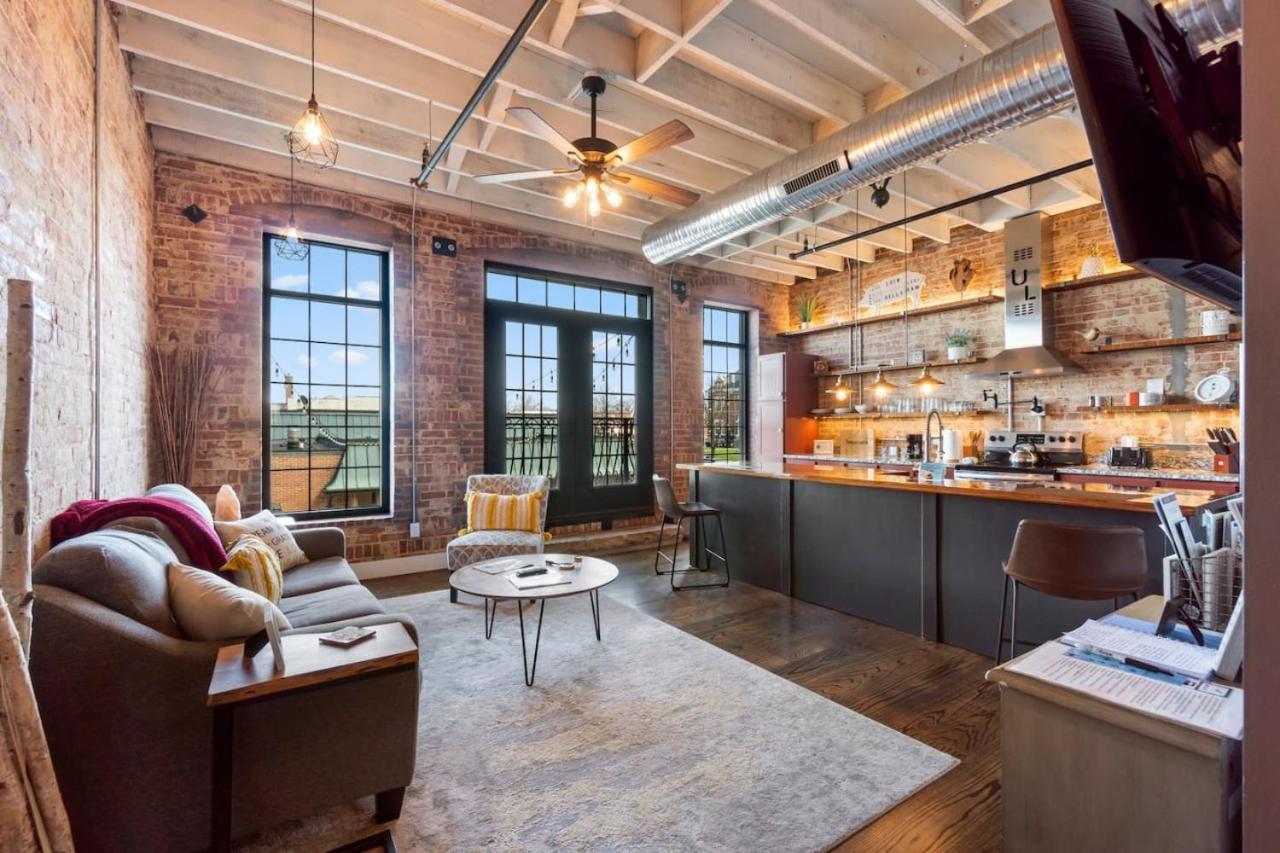 Downtown Urban Loft above Restaurant #3 view 4