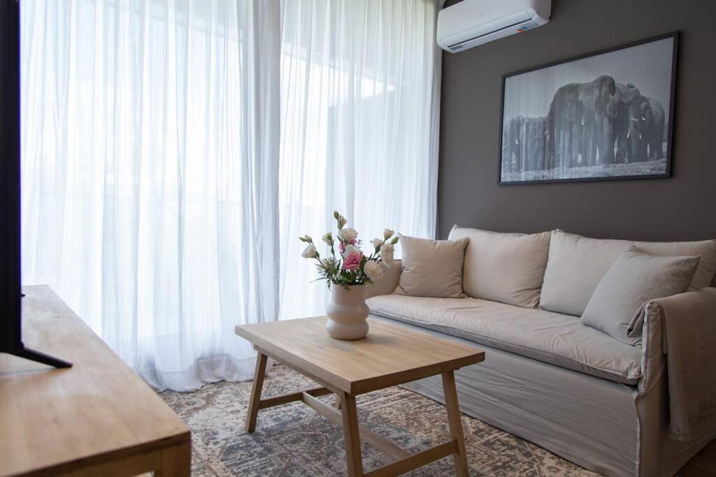 Frassia Beautiful Apartment