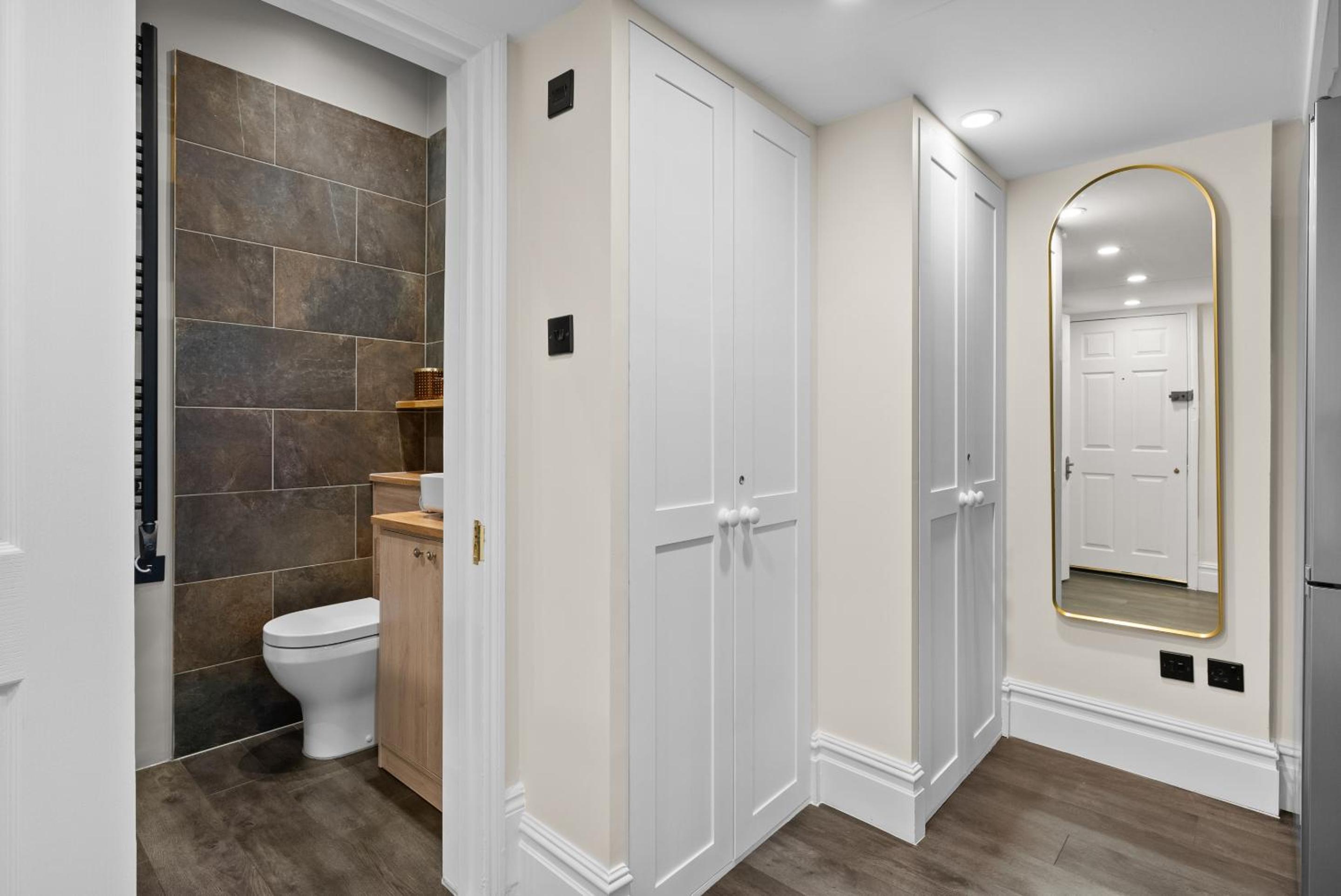 VICHY - The Hampstead Star | Prime Location