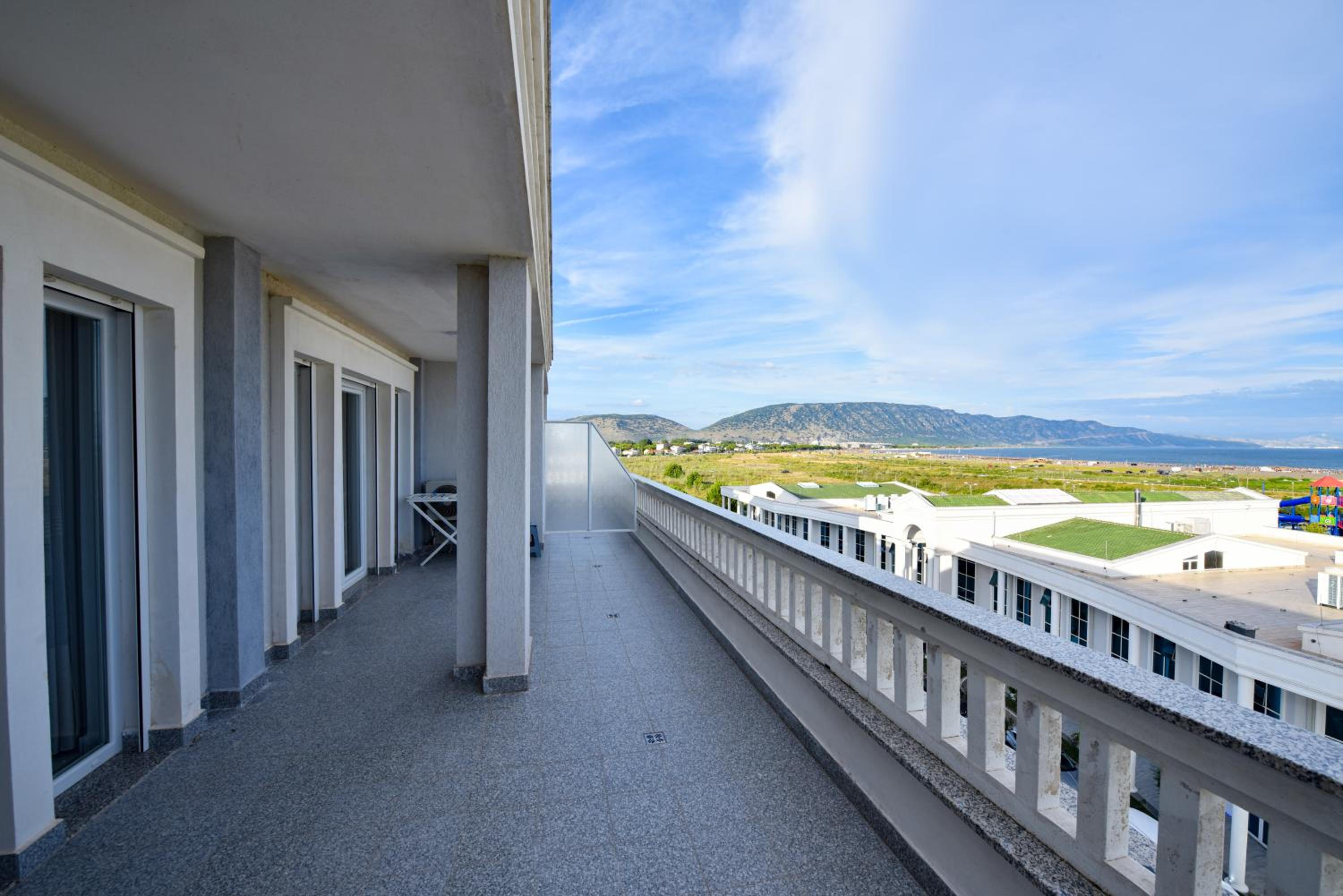 Apartment's Guraj Residence
