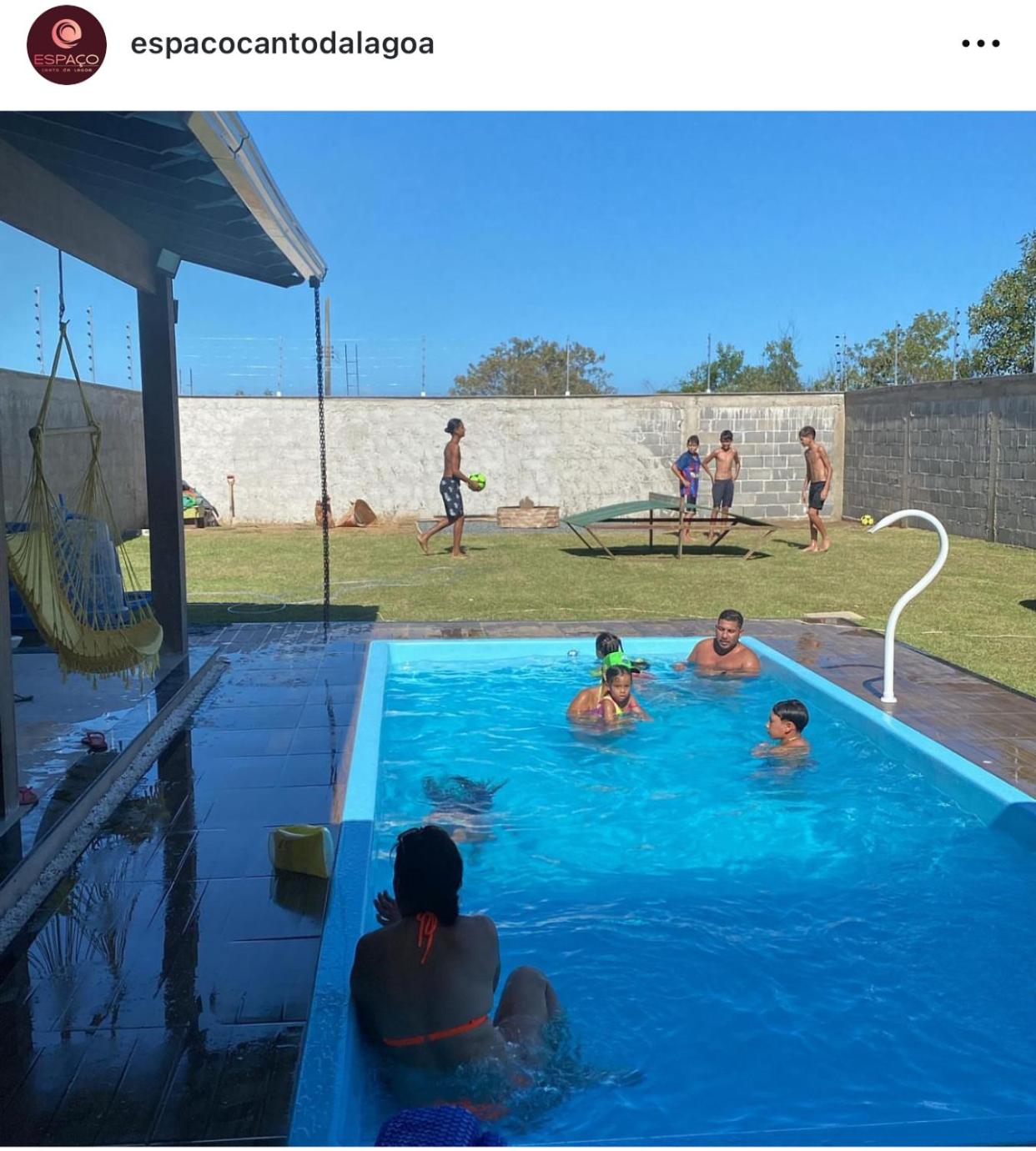 Espaço canto da lagoa