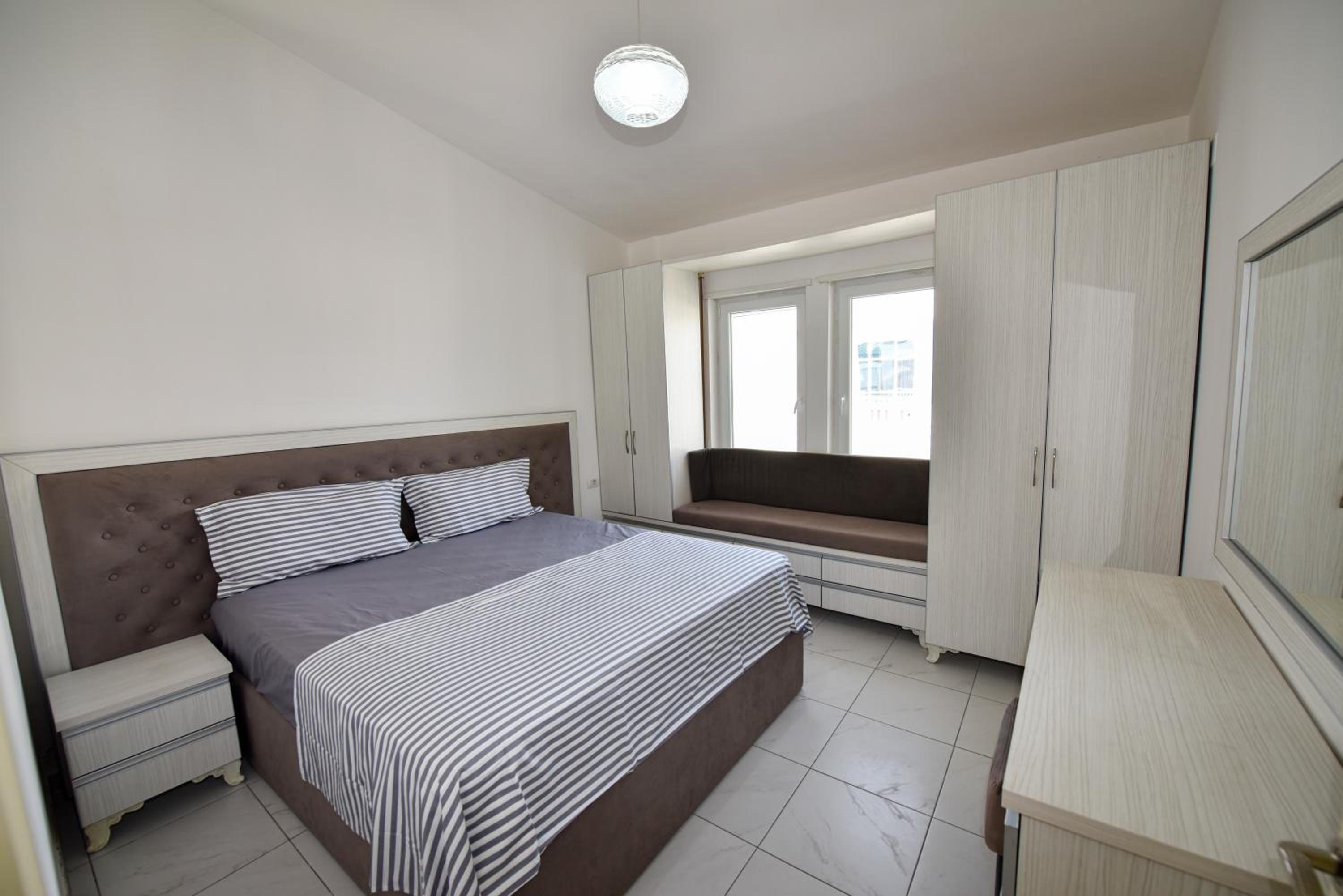 Apartment's Guraj Residence
