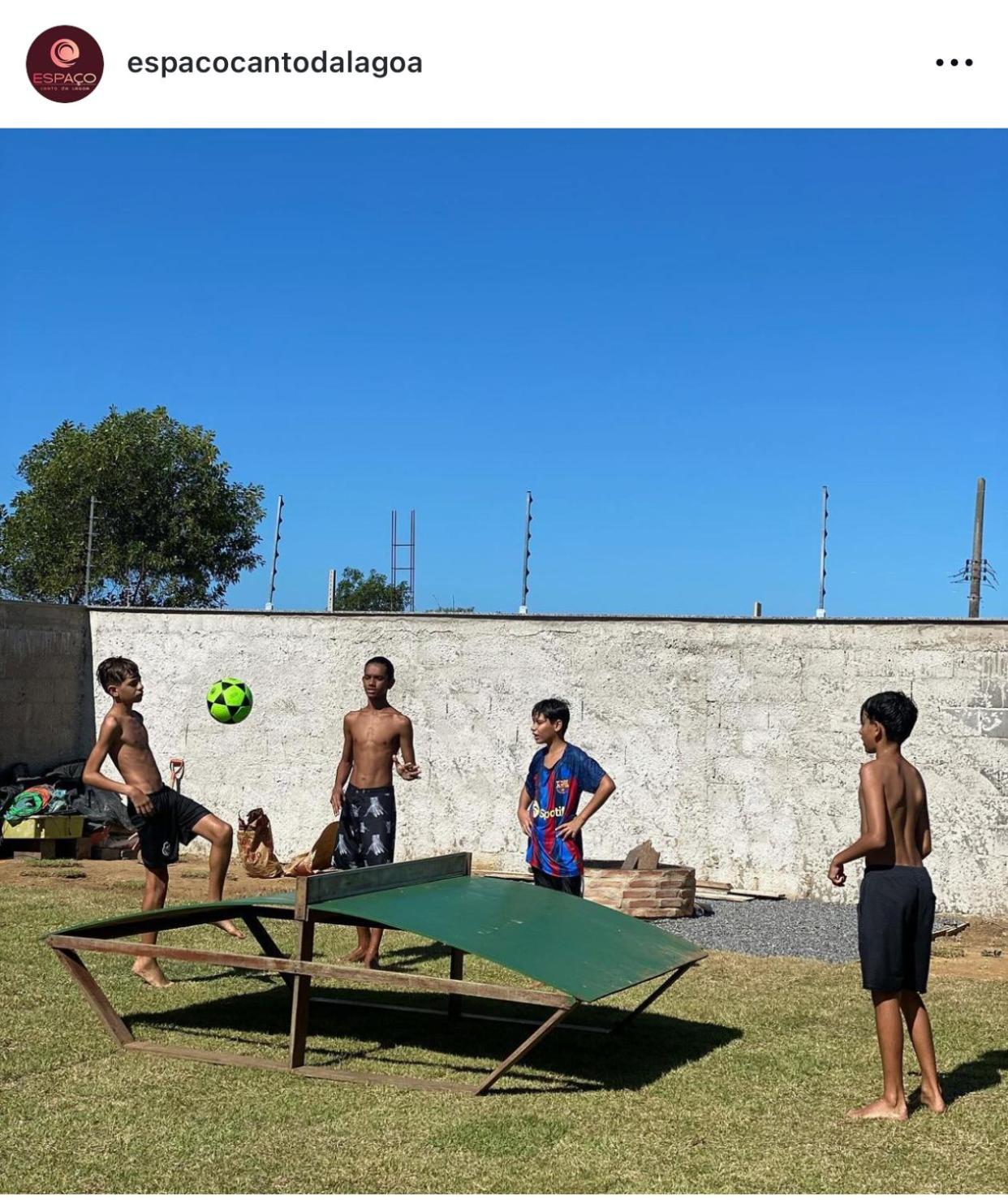 Espaço canto da lagoa