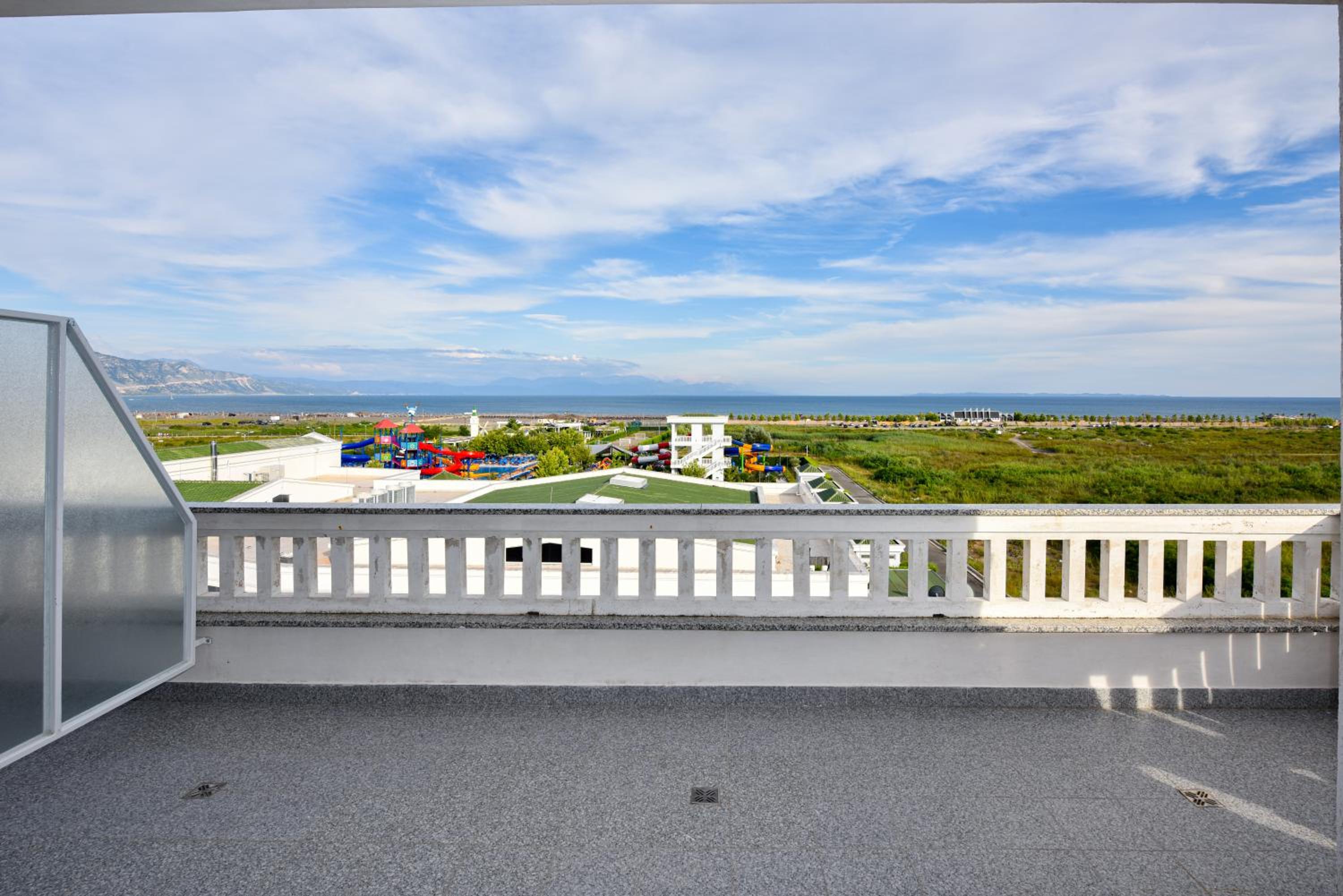 Apartment's Guraj Residence