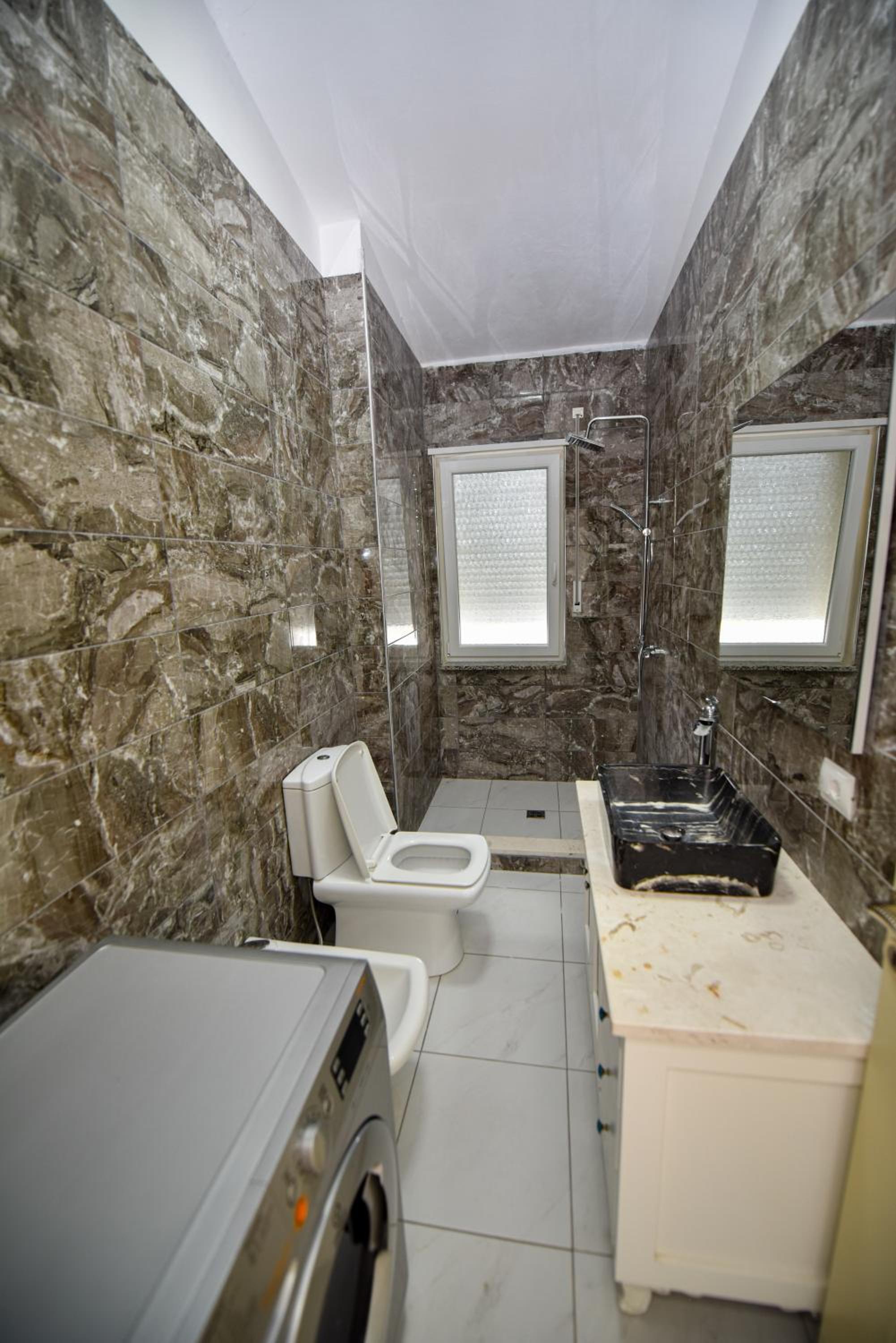 Apartment's Guraj Residence