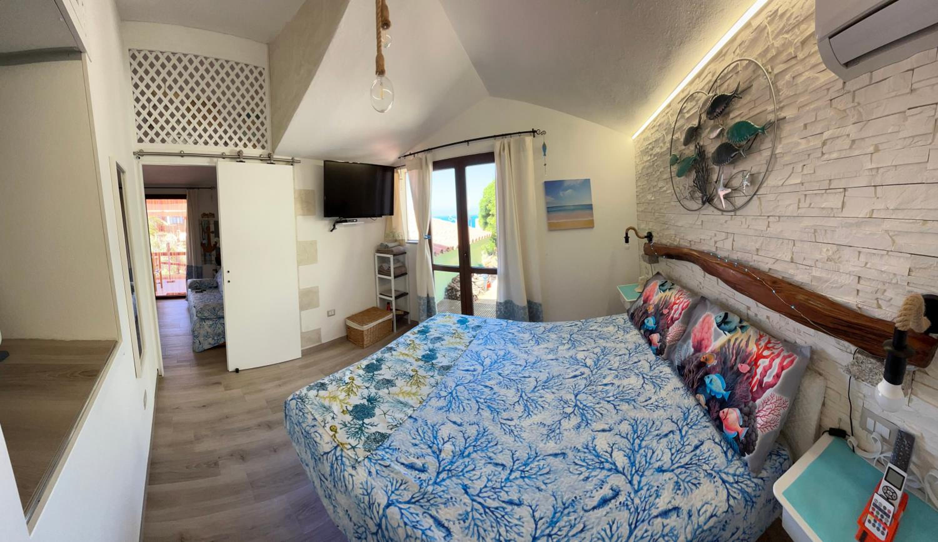 Oasi del Relax - Seaside Peaceful Panoramic Terrace in ITALY - new Sardinia apartment 50 mt beach&sea full comfort air conditioning-WiFi-Parking-Privacy