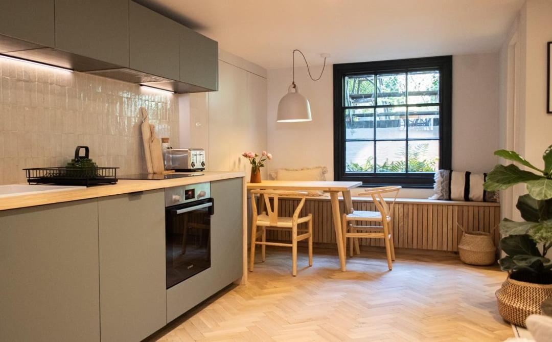 Stunning townhouse apartment in central Cambridge