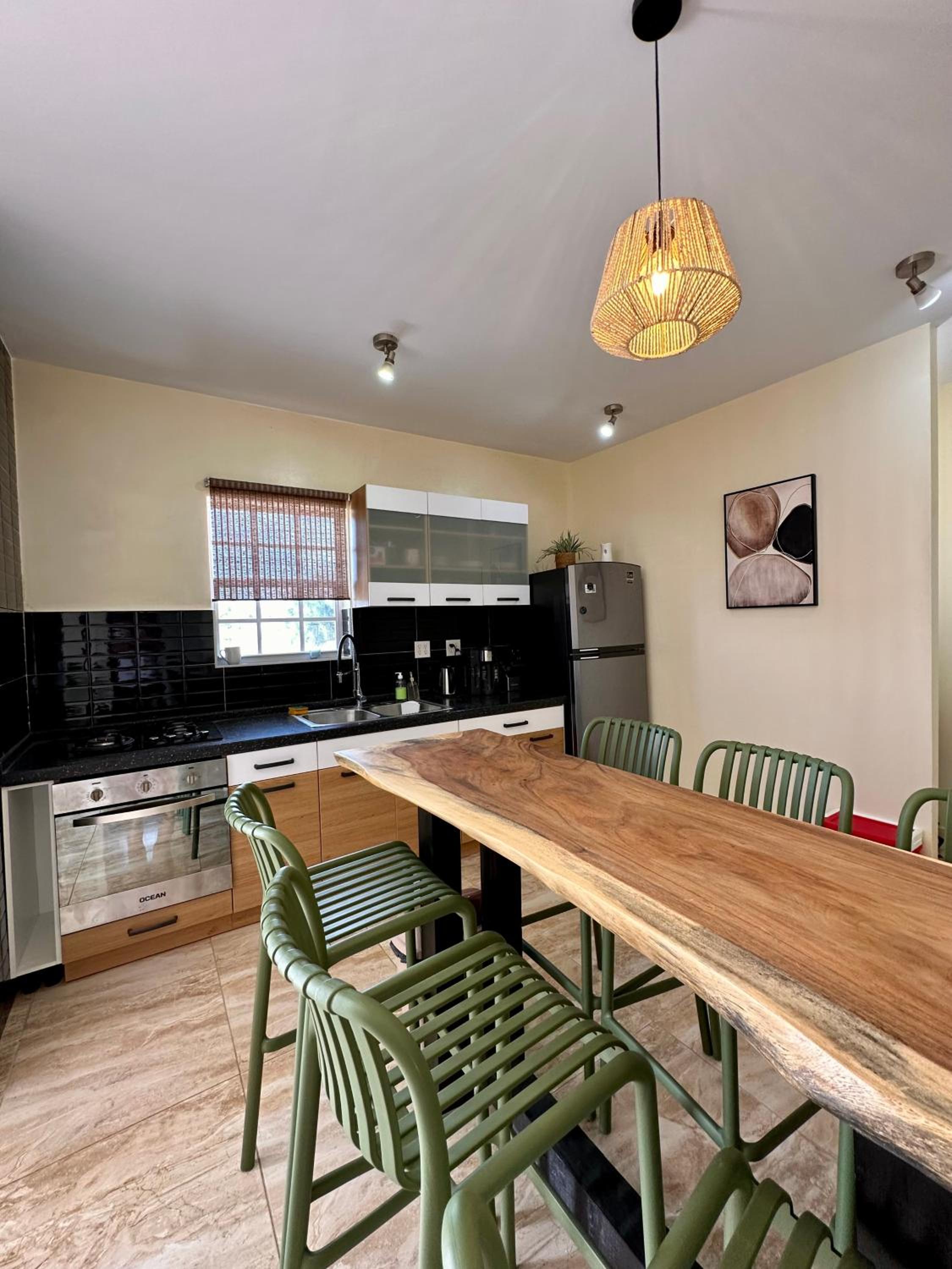 Cozy 3 Bedroom 2 bath home with patio
