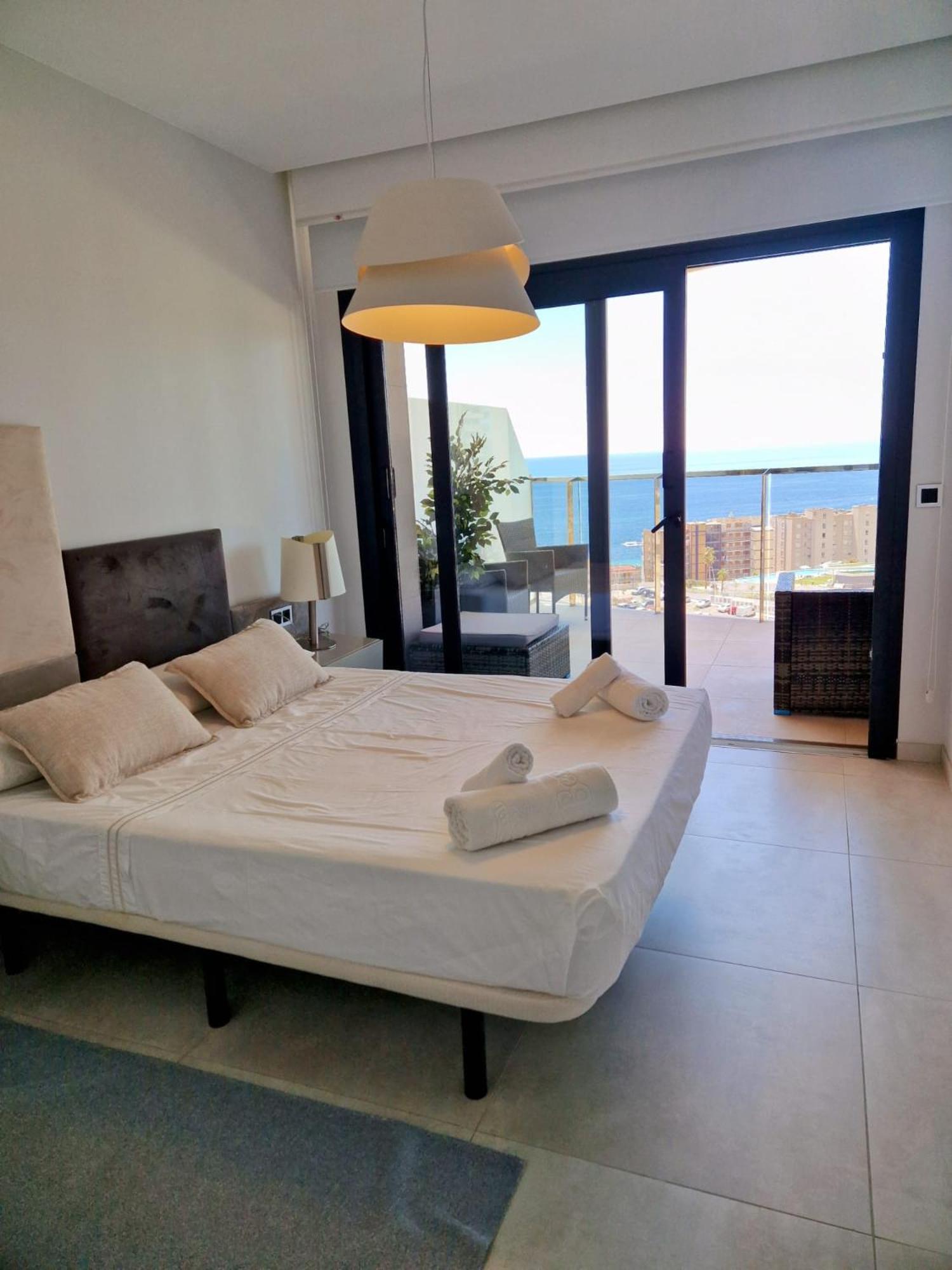 Apartment Sunset Waves Poniente photo 2