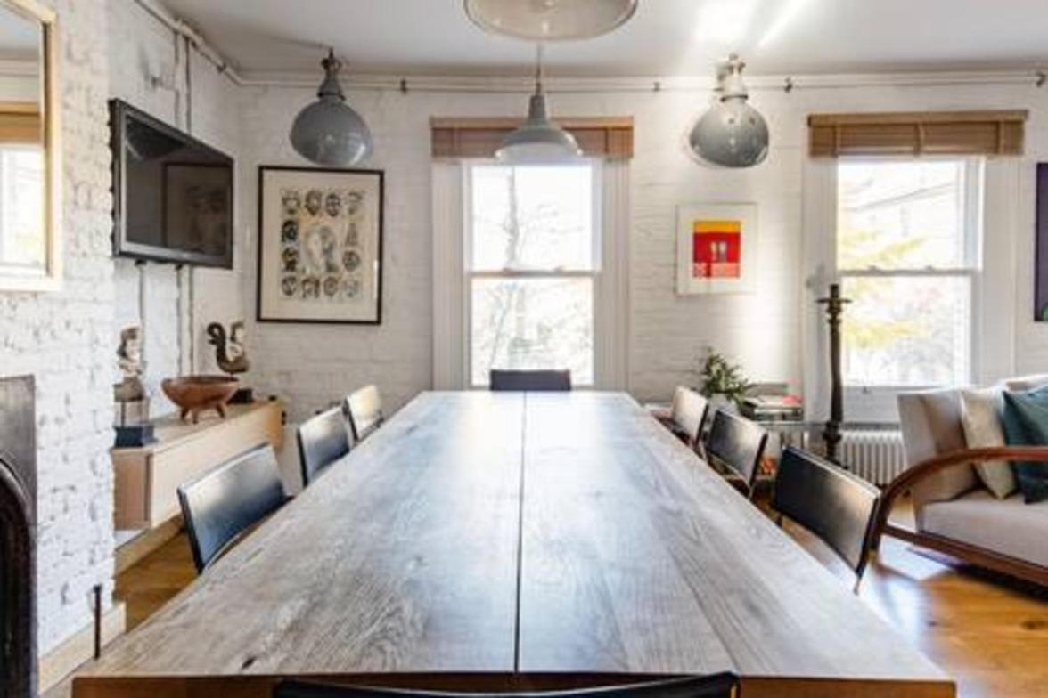 Experience London in amazing reconverted Gin house