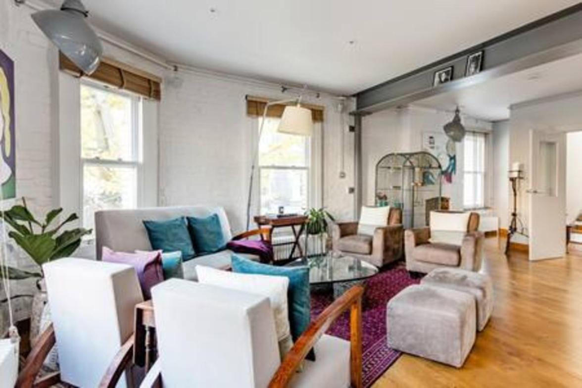 Experience London in amazing reconverted Gin house