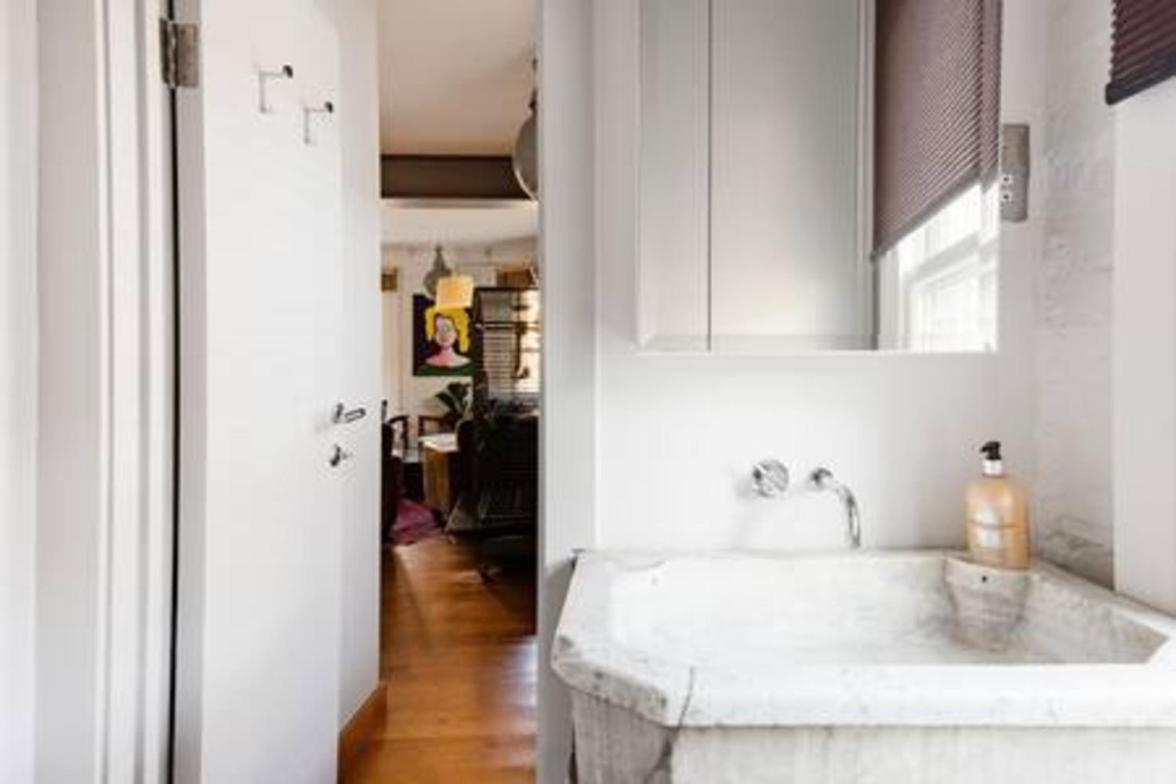 Experience London in amazing reconverted Gin house