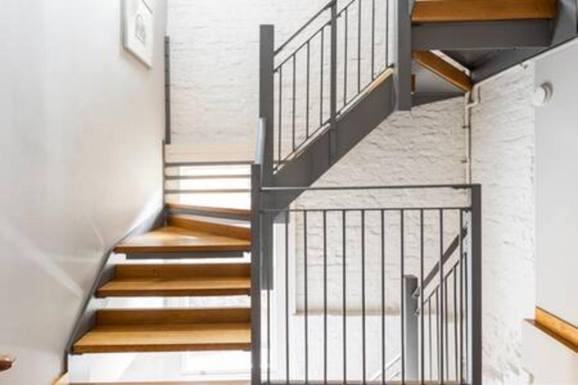 Experience London in amazing reconverted Gin house