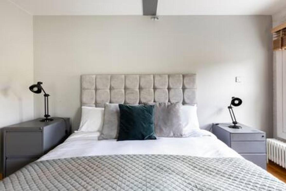 Experience London in amazing reconverted Gin house
