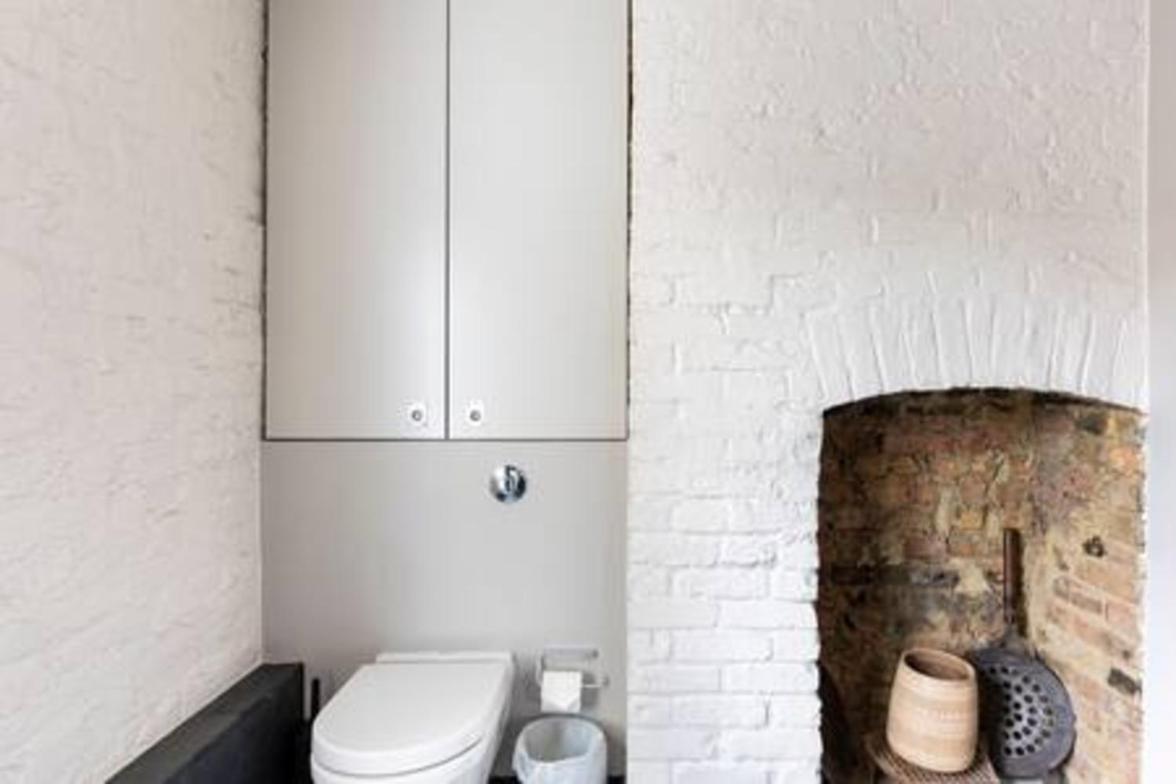 Experience London in amazing reconverted Gin house
