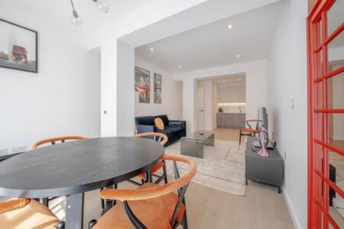 Brand-new 2bed in fantastic east London location