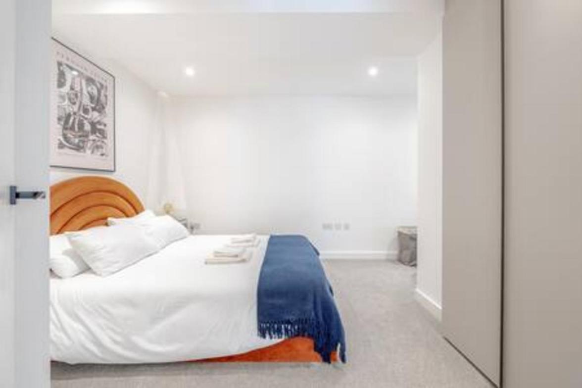 Brand-new 2bed in fantastic east London location