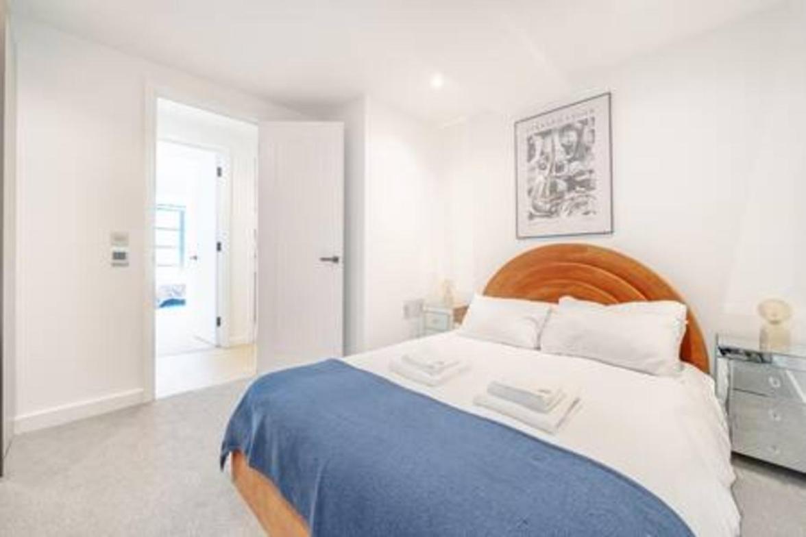 Brand-new 2bed in fantastic east London location