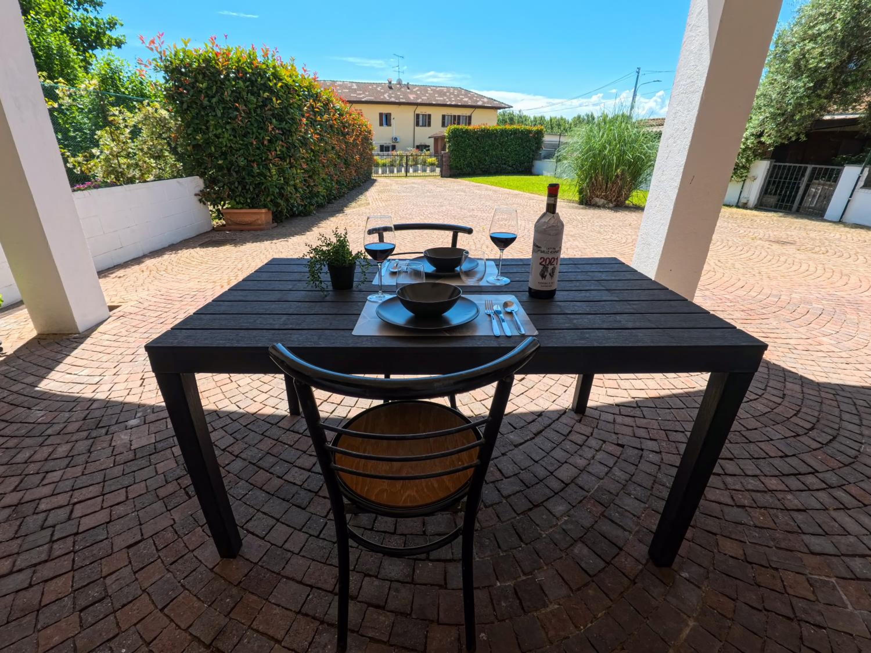 Villa con terrazzo e cortile privato 200m2 pet friendly view 3