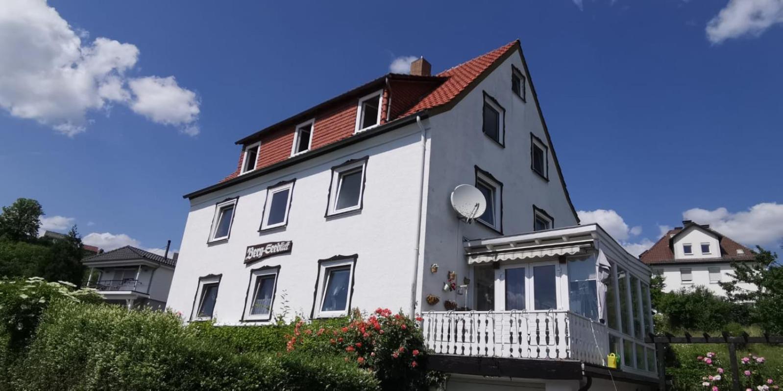 Ferienwohnungen Schloß-See-Bergblick