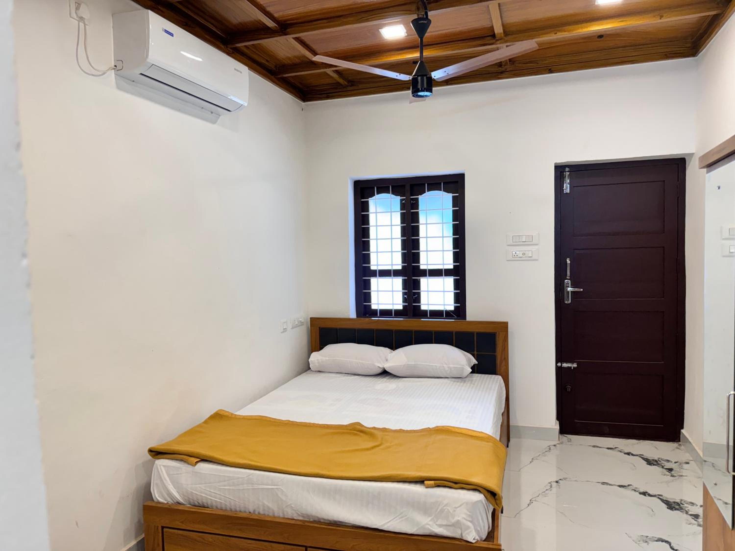 Mountain valley homestay