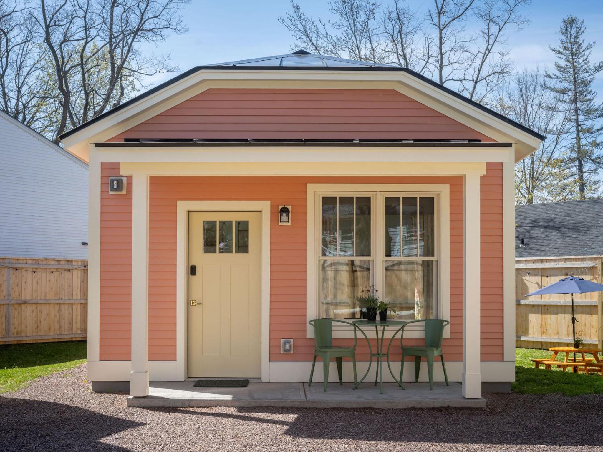 Queen City Bungalow & Cottages