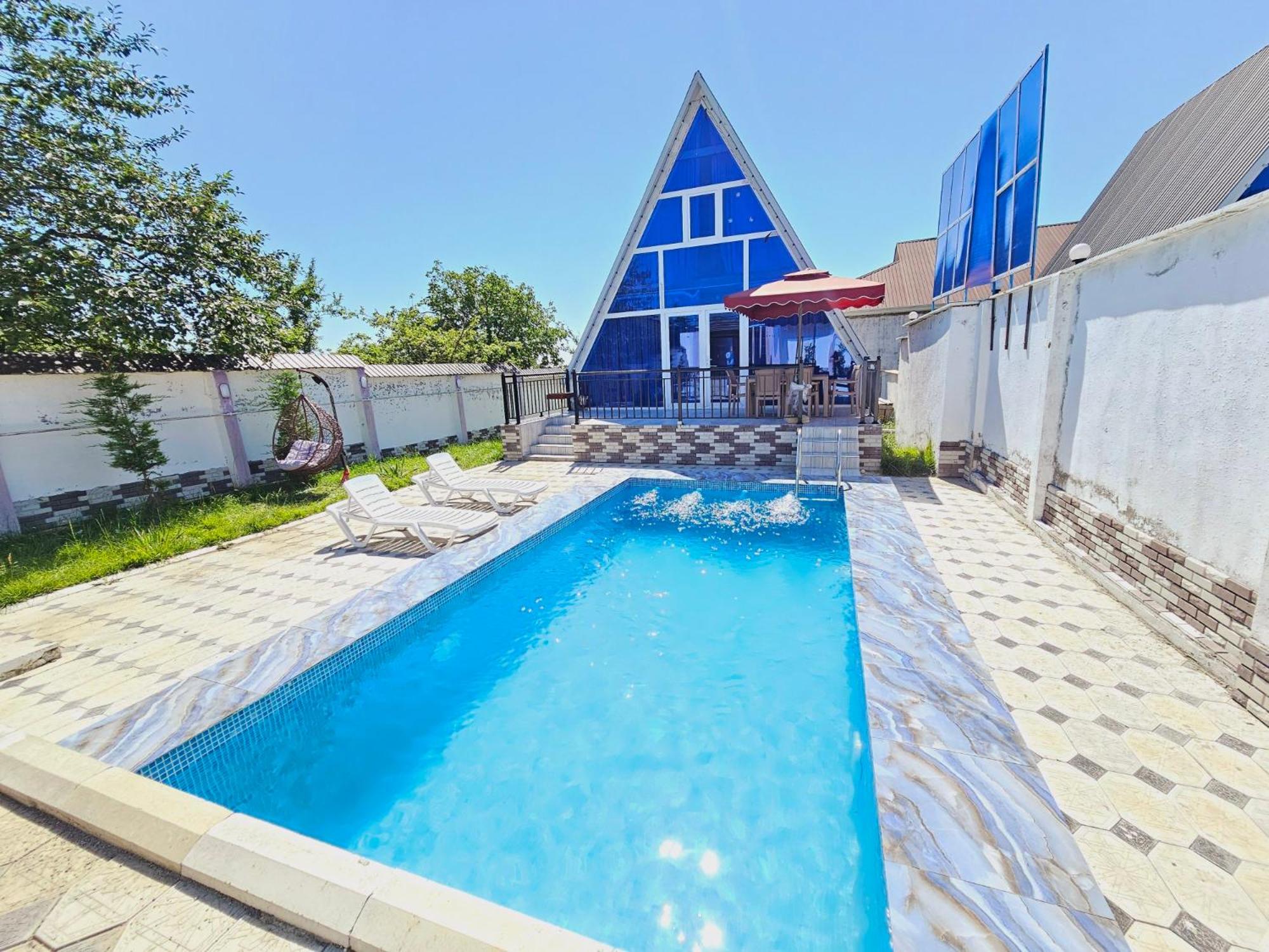 Twin Aframe with Swimming pool