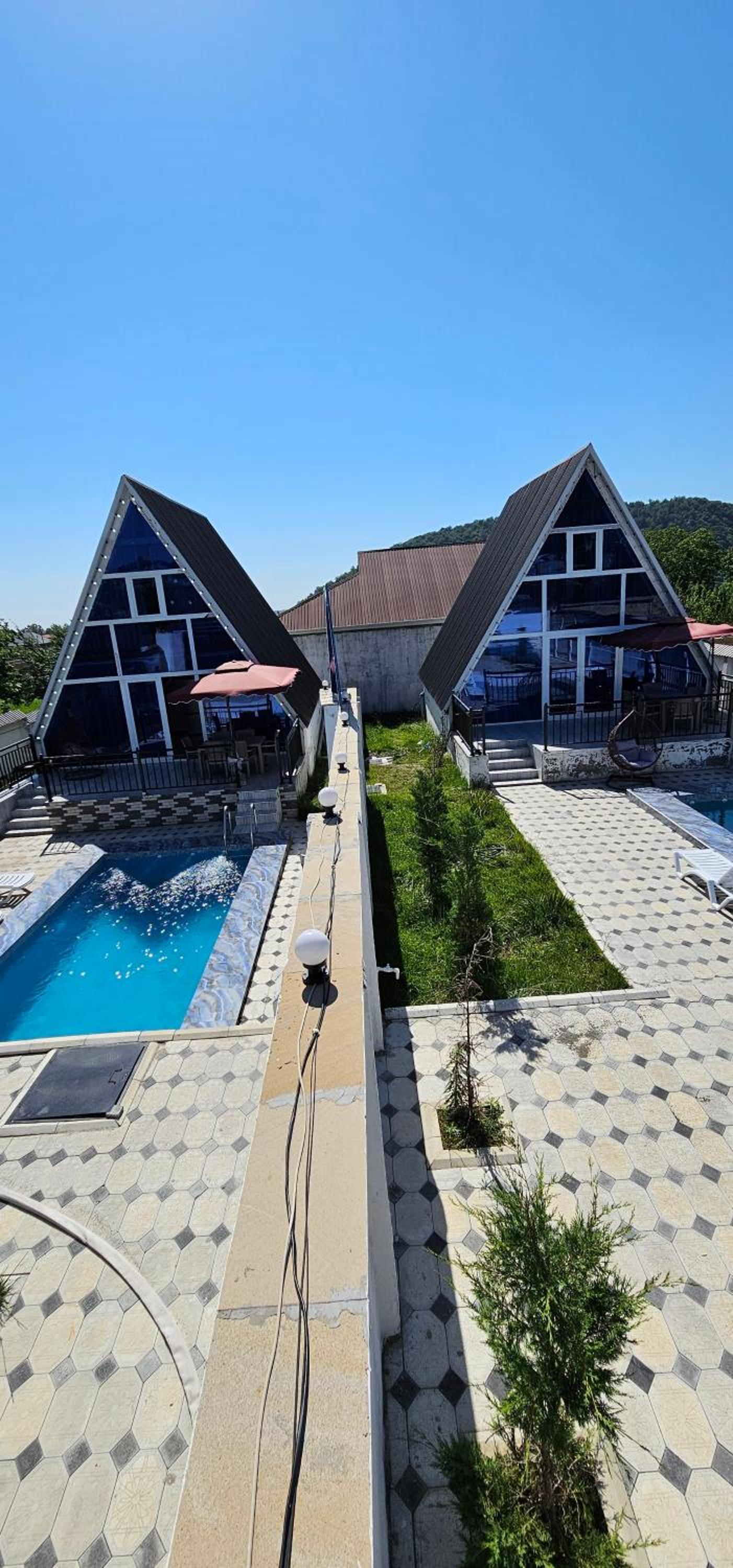 Twin Aframe with Swimming pool
