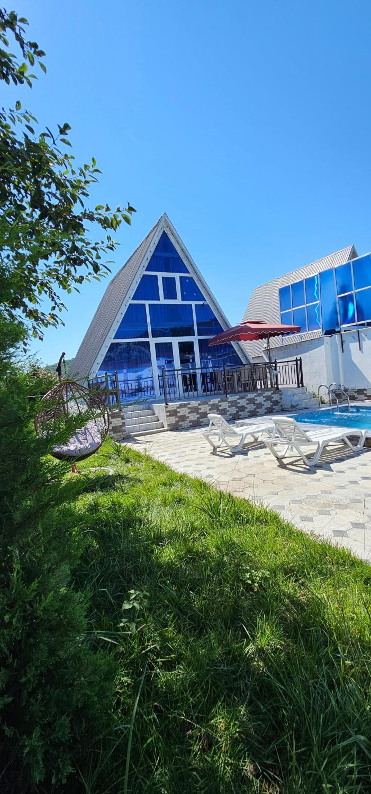 Twin Aframe with Swimming pool