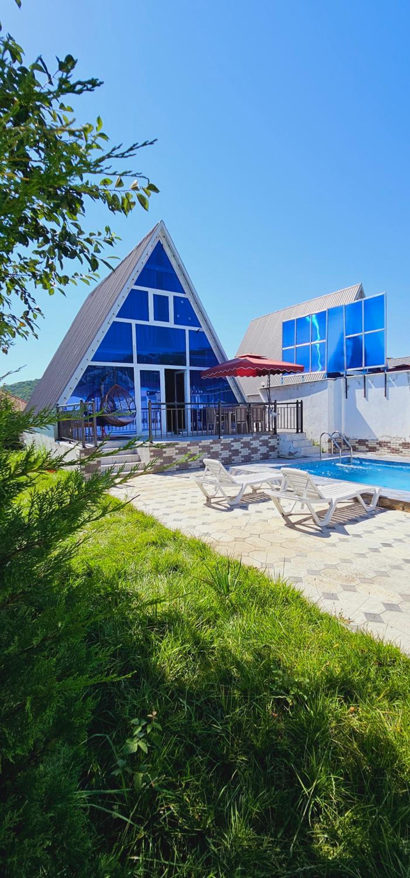 Twin Aframe with Swimming pool