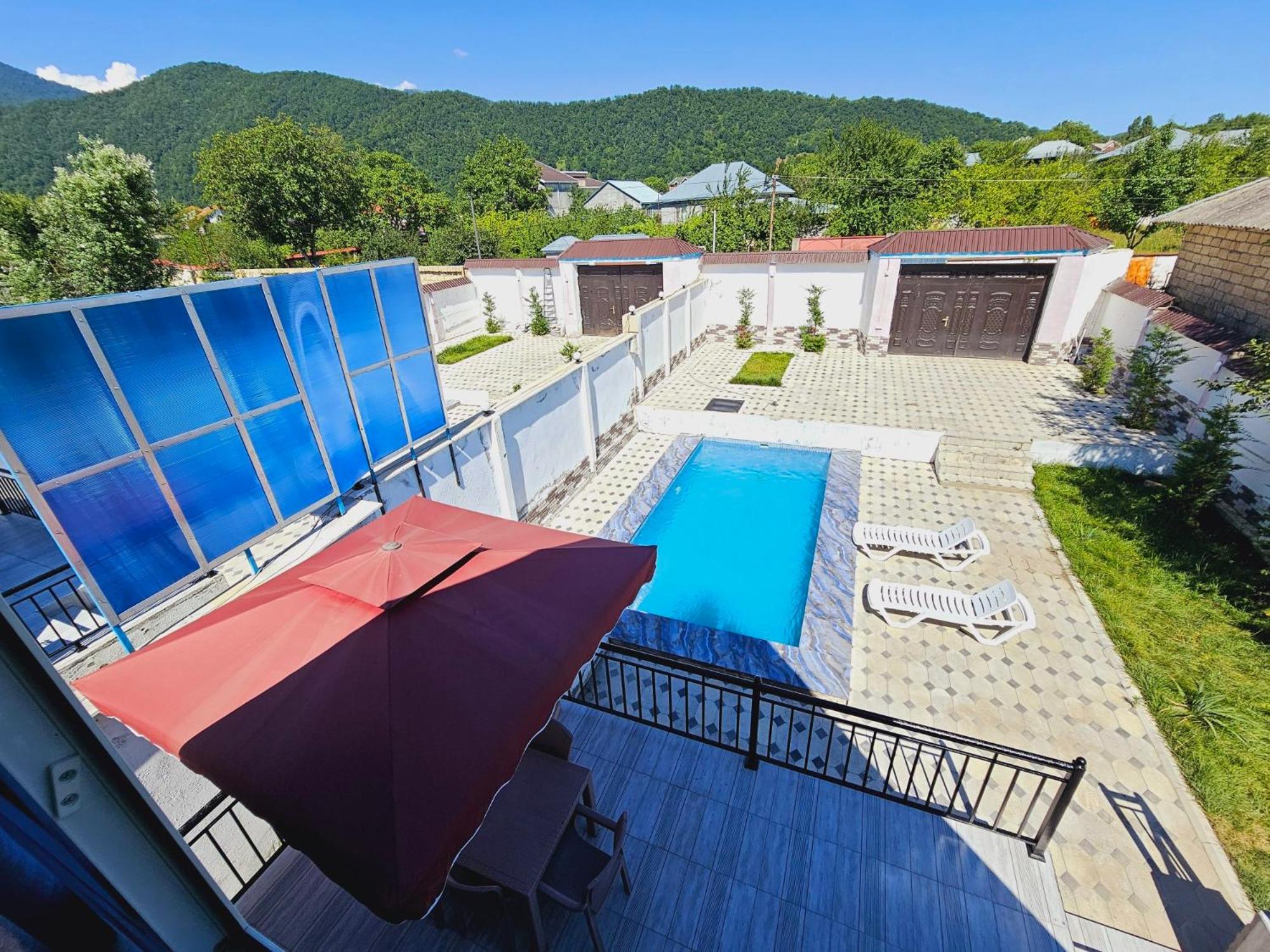 Twin Aframe with Swimming pool