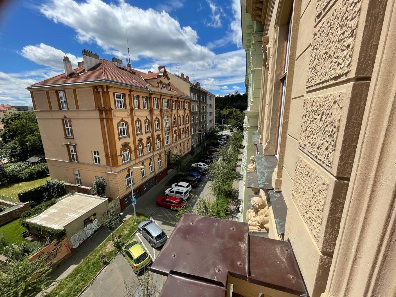 Cozy rooms, 10 min by walk to the Center