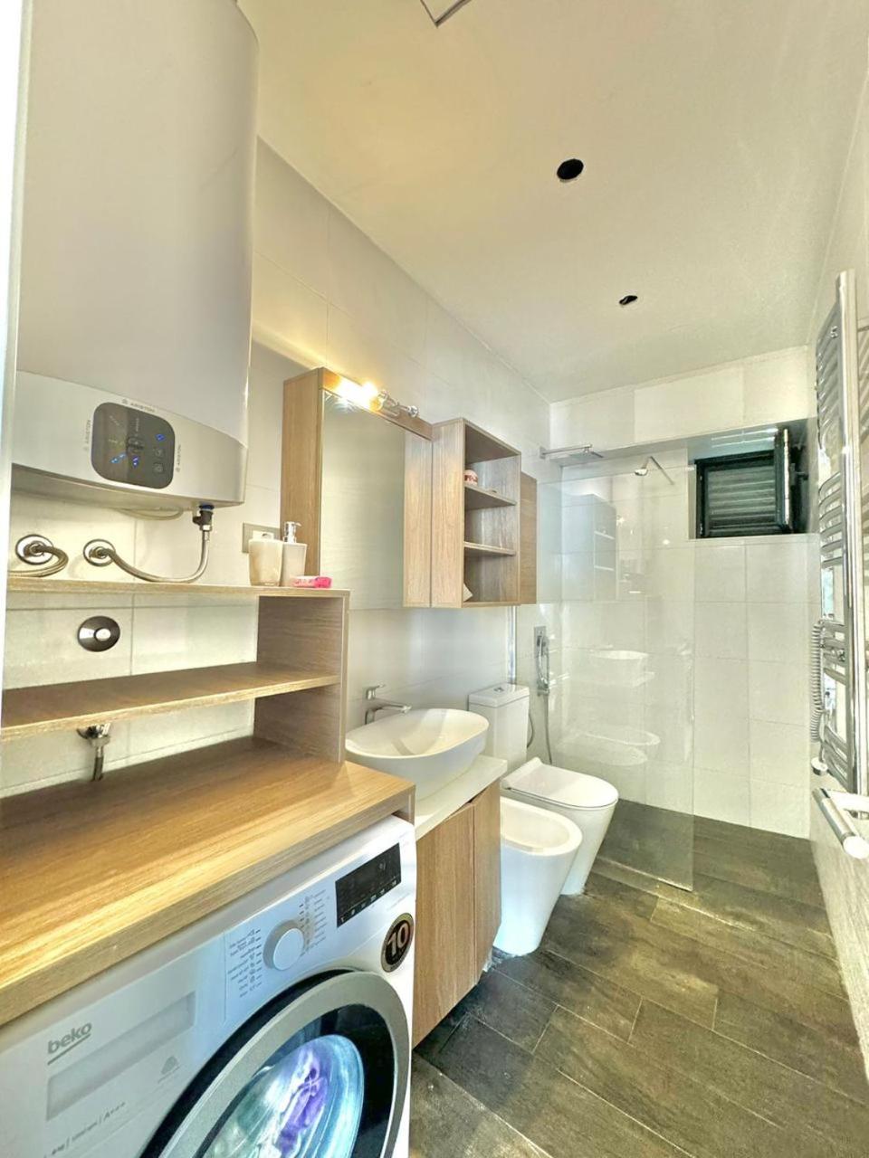 Lenny One bedroom Apartment Sveti Stefan view 3