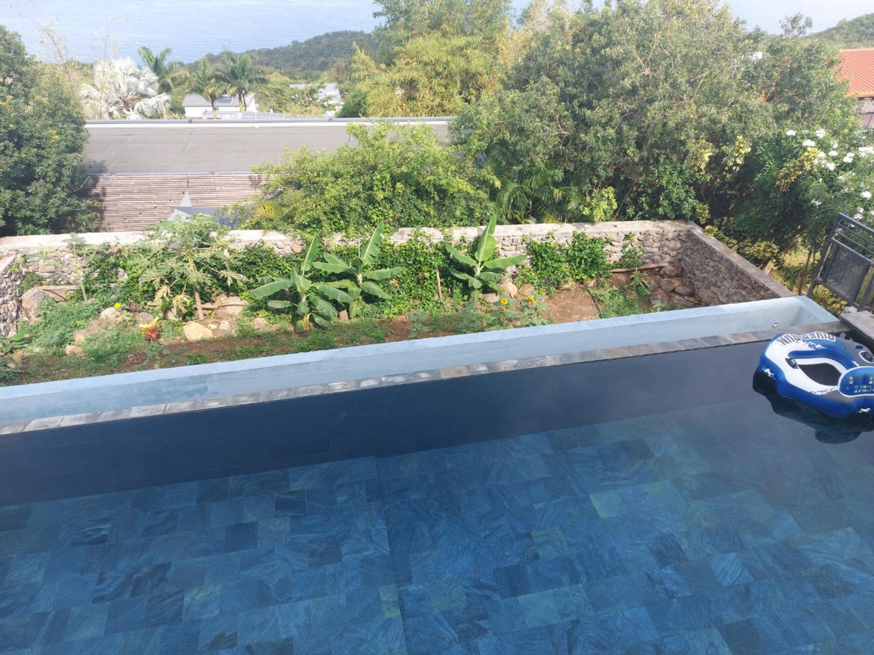 Villa familiale à La Possession avec piscine privée view 3