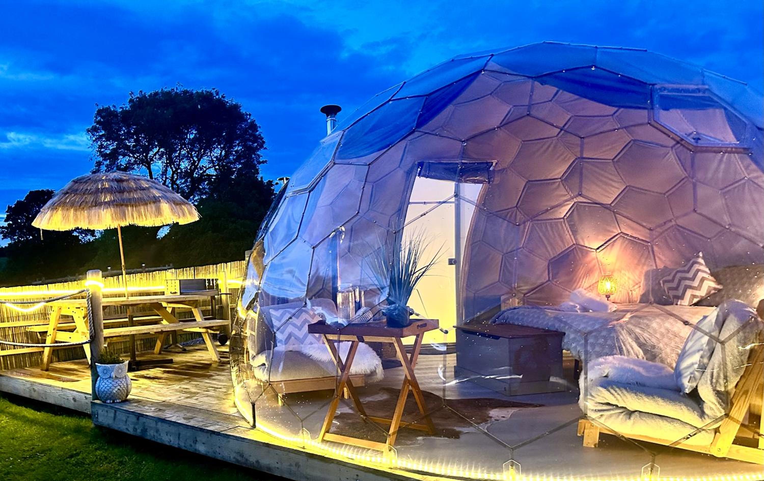 Deerstone Glamping-Boulsworth Hill Dome Hot tub