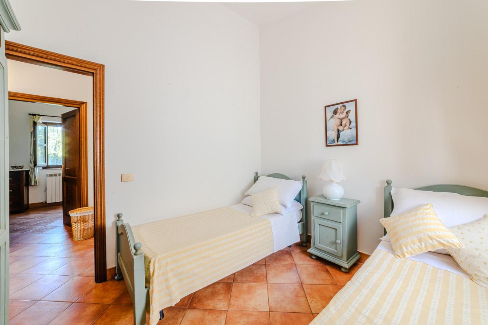 Il Borgo nel bosco