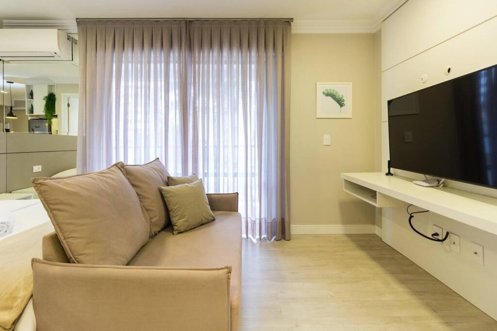 Studio Moderno com sacada Ap 48 Soho Life