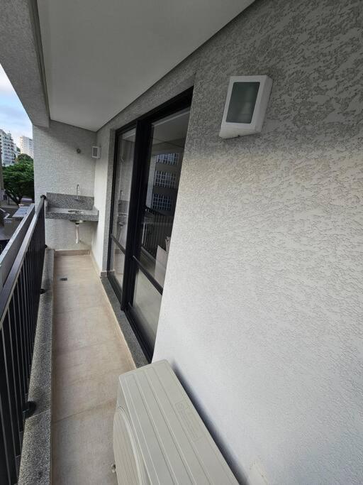 Studio Moderno com sacada Ap 48 Soho Life