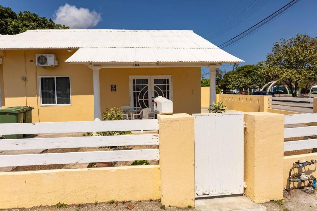 Oceanfront 3 Bedroom house