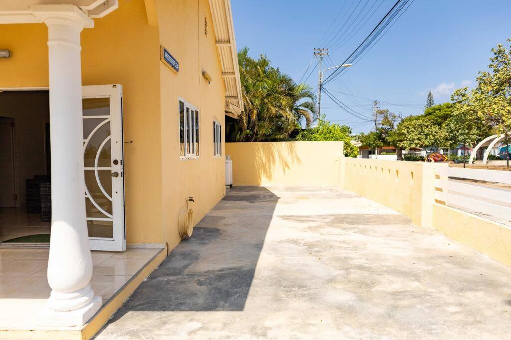 Oceanfront 3 Bedroom house