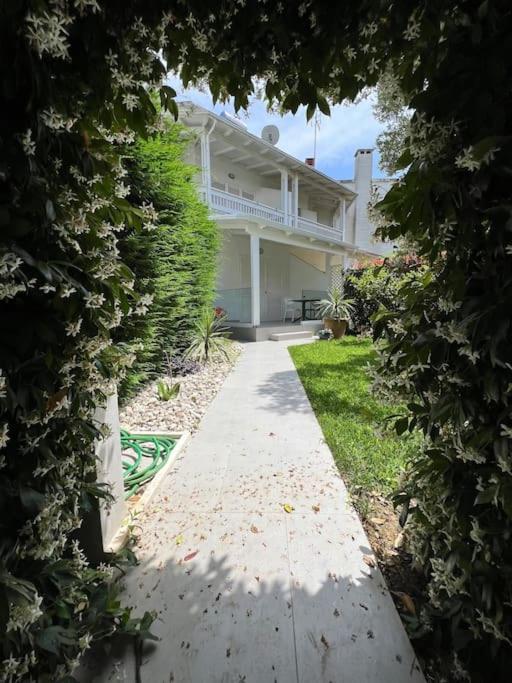 Luxury Villa-Duplex, Lalzi Bay Breeze