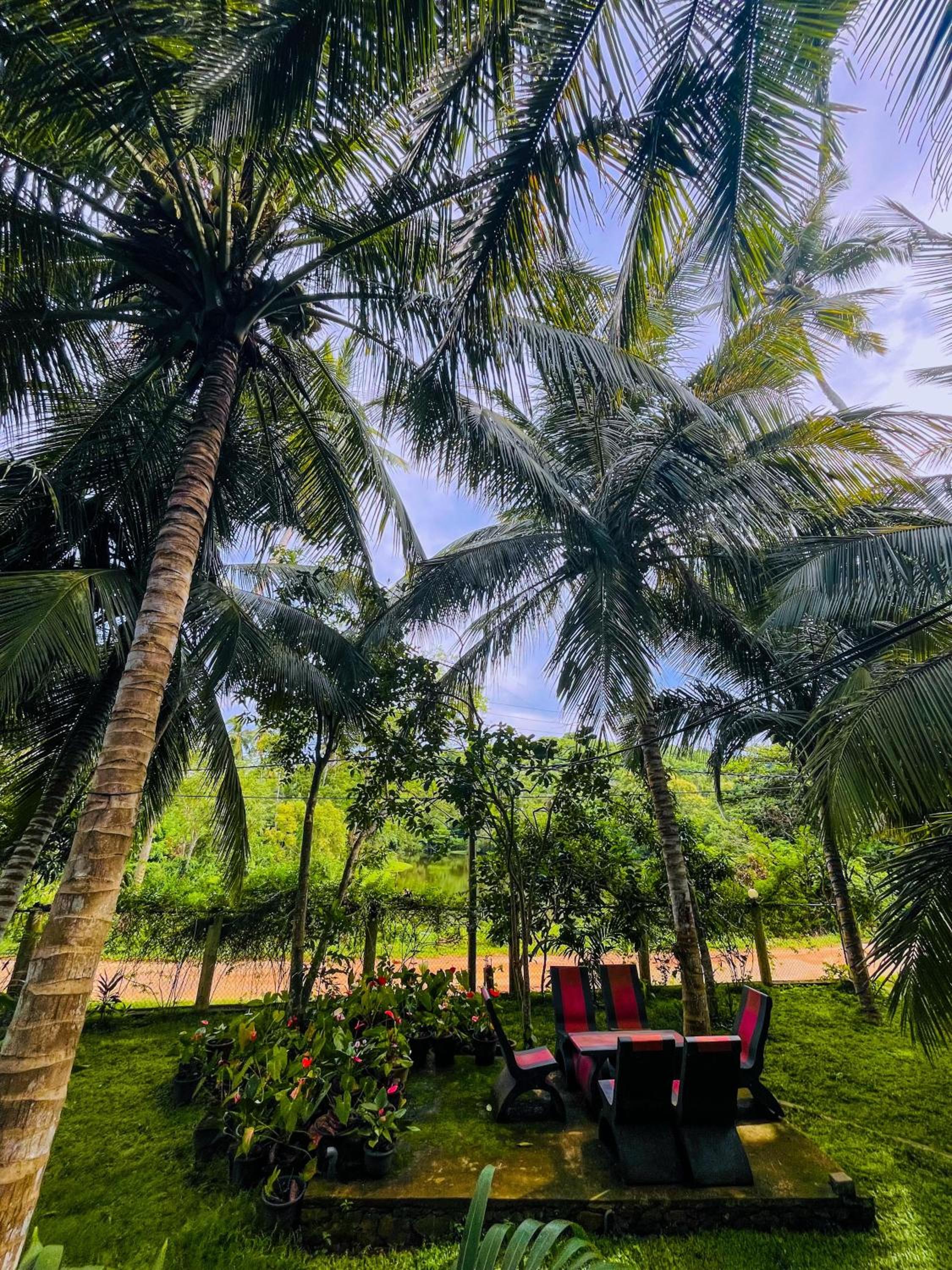 Lake View Villa - Tangalle