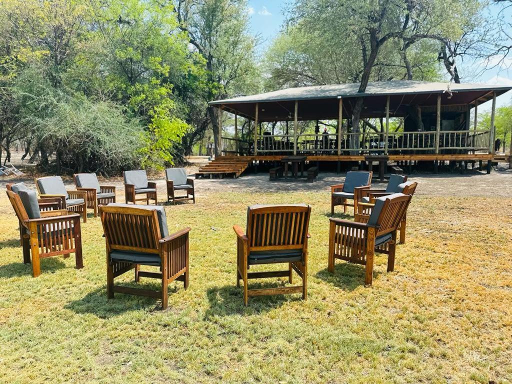 Rustic Gate Lodge and Campsite
