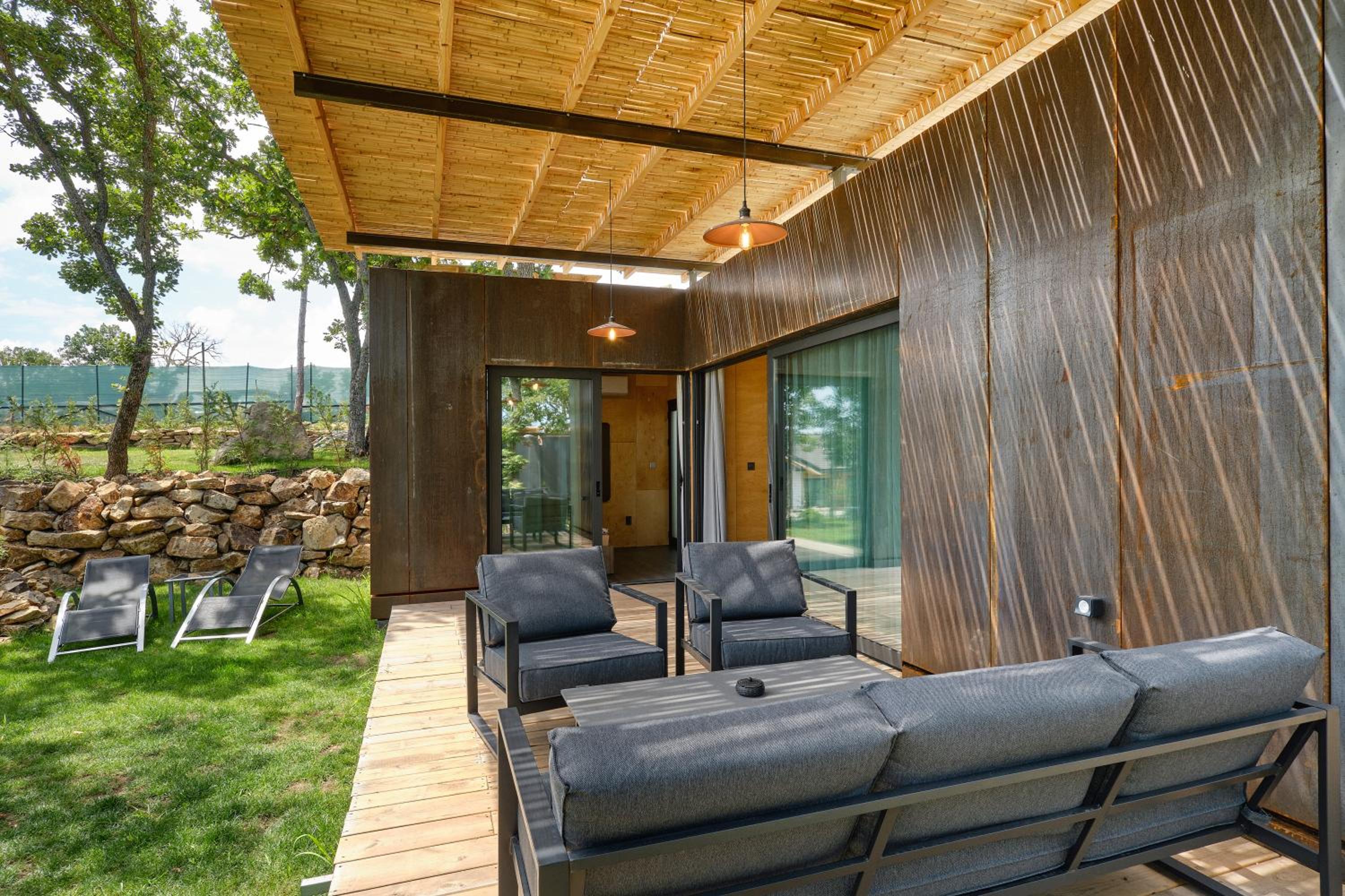 Holiday Village Smokinia