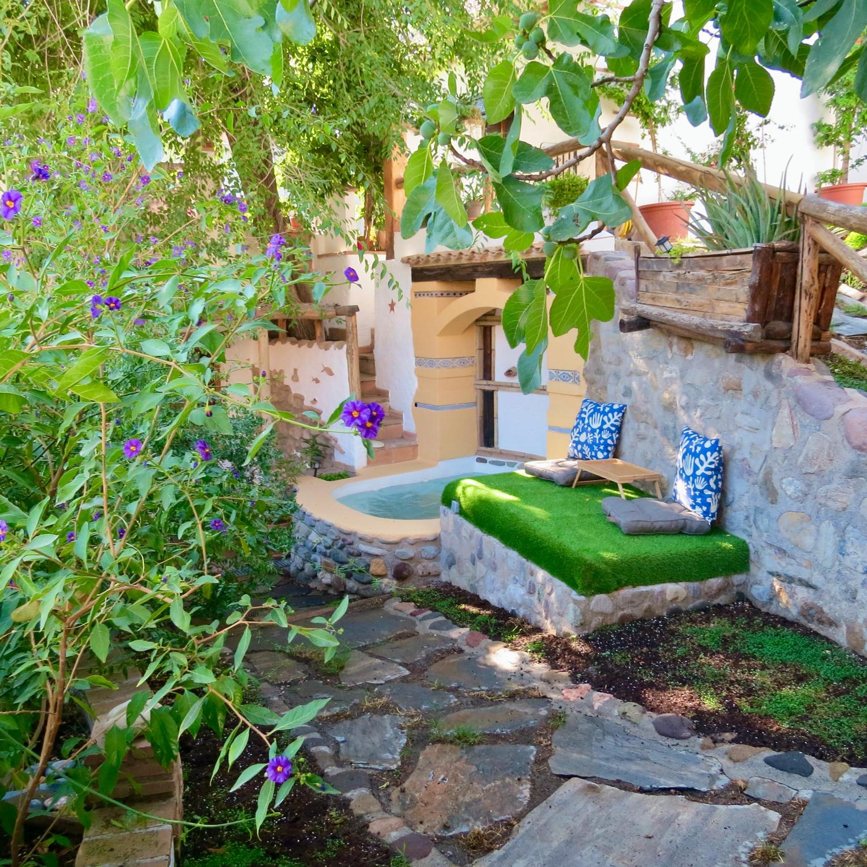 El Encanto
